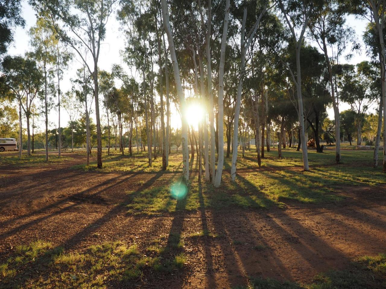 Heritage Caravan Park Alice Springs Buitenkant foto