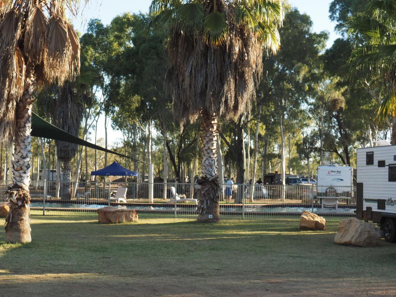 Heritage Caravan Park Alice Springs Buitenkant foto