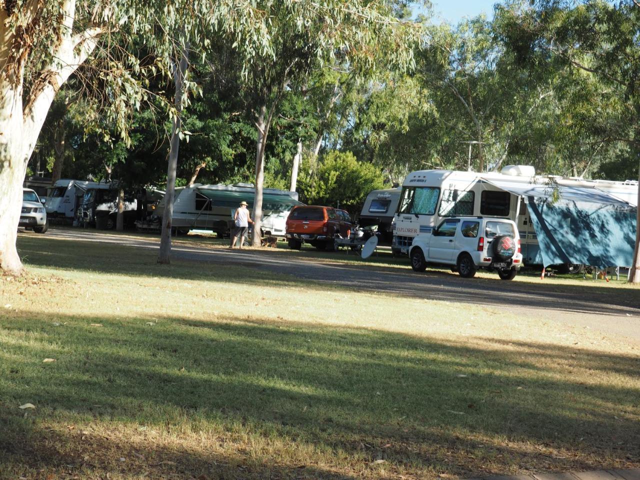 Heritage Caravan Park Alice Springs Buitenkant foto